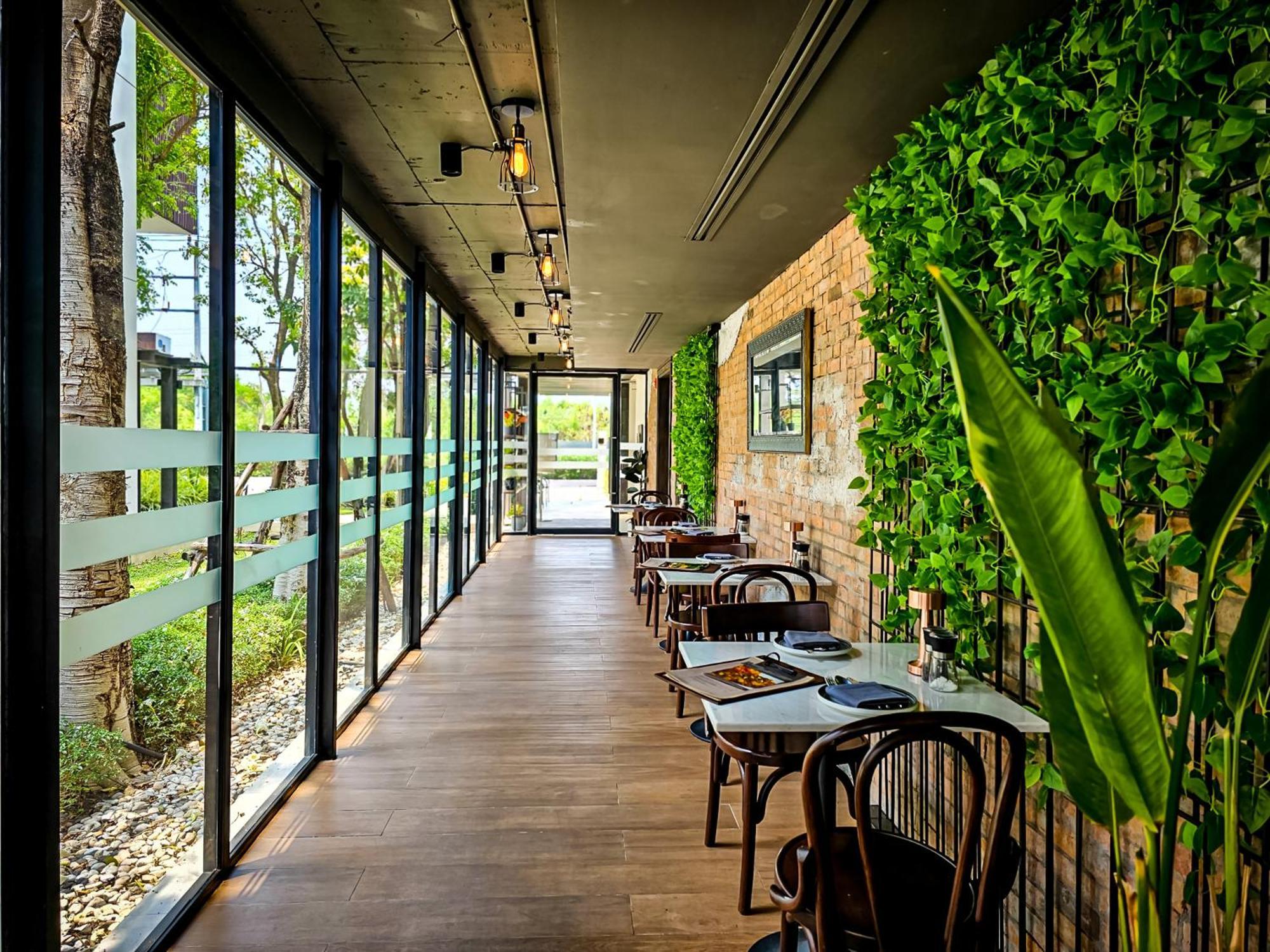 The Idle Hotel And Residence Ban Lam Rua Taek 외부 사진